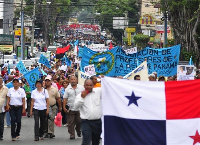 Noticia Radio Panamá | Sin Filtro; Gremios docentes gastaron más de 800 mil dólares en viajes en 2018