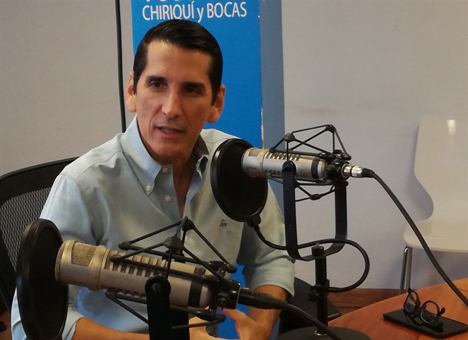 Noticia Radio Panamá | Rómulo Roux y su propuesta de medicamentos
