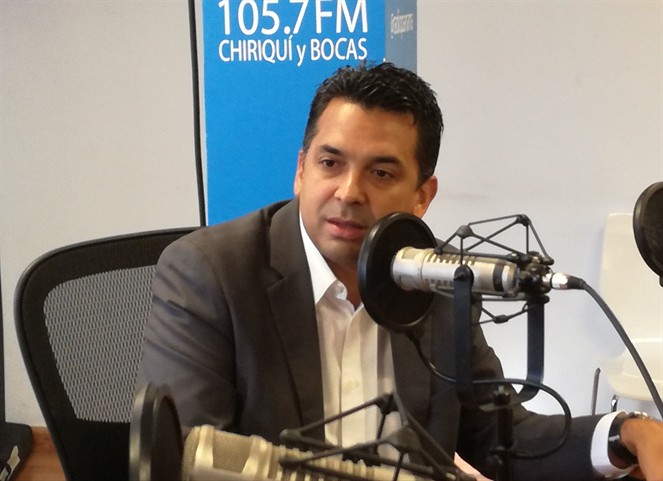 Noticia Radio Panamá | Para los políticos hay ciudadanos de segunda y tercera categoría; Ricardo Lombana