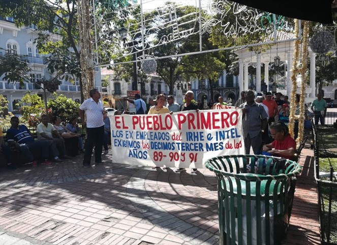 Noticia Radio Panamá | Gremios exigen sanción de leyes por parte del ejecutivo