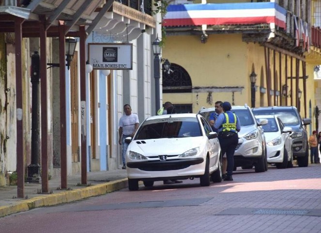 Noticia Radio Panamá | Estacionamientos del MOP en el Casco en manos de la presidencia y con restricción de horarios