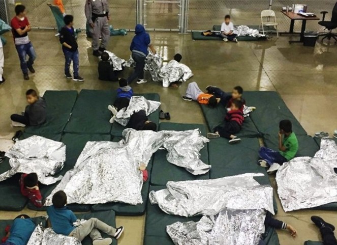 Noticia Radio Panamá | Policía de fronteras en EE UU ordena exámenes médicos a niños inmigrantes detenidos
