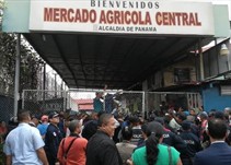 Noticia Radio Panamá | Política está detrás de quejas de quienes se niegan a dejar el Mercado de Abastos, dice Blandón