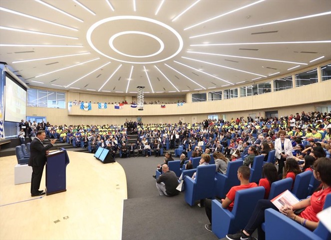 Noticia Radio Panamá | Presidente Varela inaugura conferencia “Laudato Sí, 3 años más tarde”