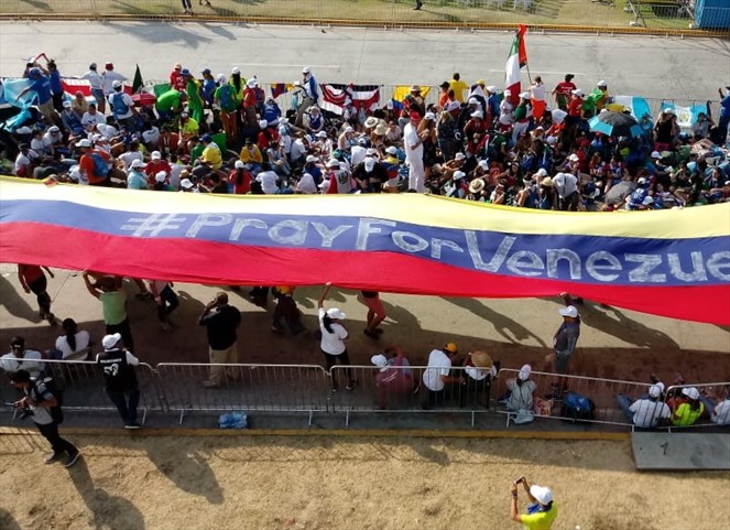 Noticia Radio Panamá | Venezolanos en Panamá oran por la paz de su país