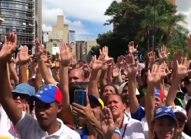 Noticia Radio Panamá | Organizaciones entregan balance de muertos y detenidos durante protestas contra Maduro