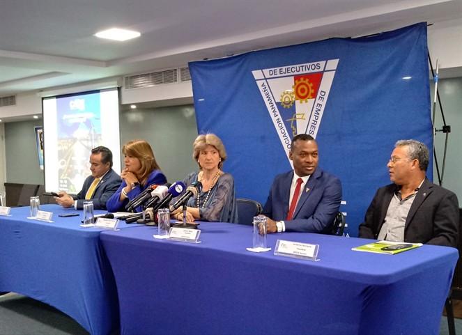 Noticia Radio Panamá | APEDE presentará plan de trabajo de CADE a candidatos presidenciales