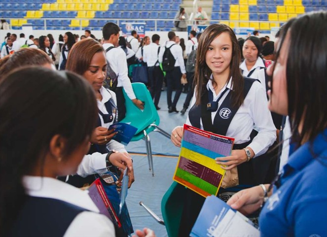 Noticia Radio Panamá | Mitradel capacitará a 15 mil estudiantes durante el 2019