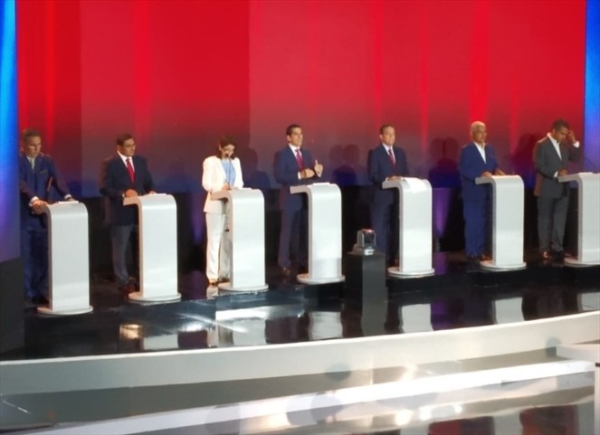 Noticia Radio Panamá | Concluye primer debate entre candidatos presidenciales