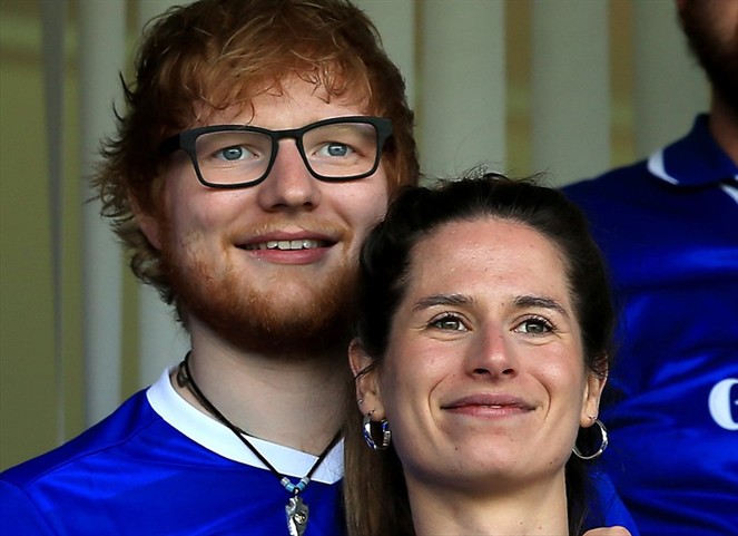Noticia Radio Panamá | Ed Sheeran se casa en secreto ante solo 40 invitados