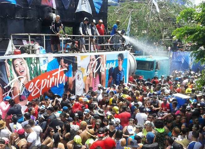 Noticia Radio Panamá | Más de 286 mil personas participan en culecos el lunes de carnaval