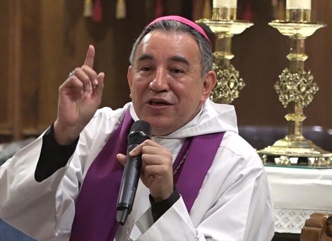 Noticia Radio Panamá | La Iglesia jamás se inclinará por un partido político: Monseñor Ulloa