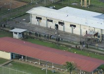 Noticia Radio Panamá | Autoridades investigan fuga de reos de «La Joyita»