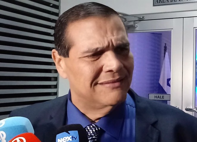 Noticia Radio Panamá | Defensa legal de Martinelli se prepara para defender candidaturas impugnadas