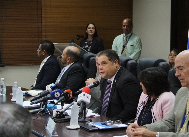 Noticia Radio Panamá | MEF presenta resultados de Panamá en materia de transparencia fiscal y financiero