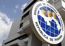 Noticia Radio Panamá | Se cumplirá con pago a funcionarios que reclaman bonos de productividad: Viceministro Jorge Dawson