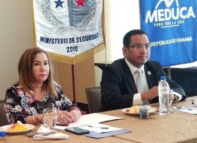Noticia Radio Panamá | MINSEG en conjunto con MEDUCA impulsan programas para prevenir violencia escolar
