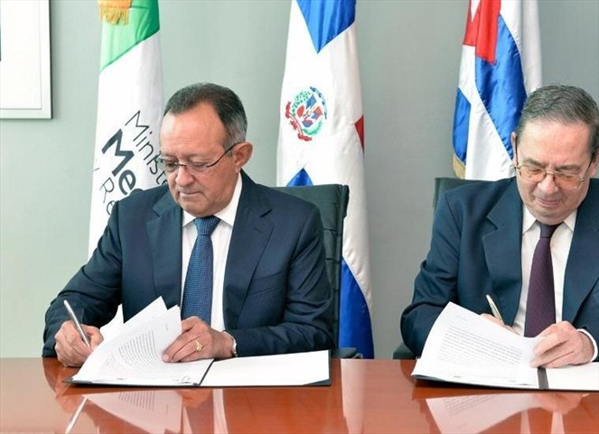 Noticia Radio Panamá | República Dominicana y Cuba firman convenio para protección del medio ambiente