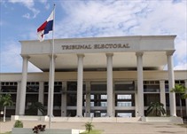 Noticia Radio Panamá | TE revela cifras de personas que ejercieron en el extranjero su voto por internet