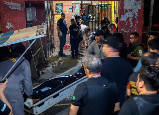 Noticia Radio Panamá | Tiroteo deja 11 muertos en un bar al norte de Brasil