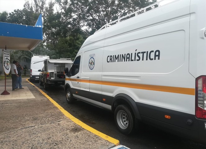 Noticia Radio Panamá | Peritos forenses del IMELCF reciben vehículos para realizar investigaciones en campo