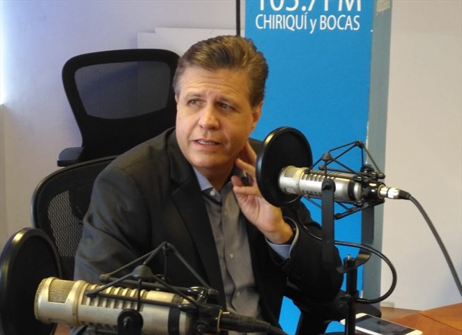 Noticia Radio Panamá | Las reformas a la constitución están sobre la mesa