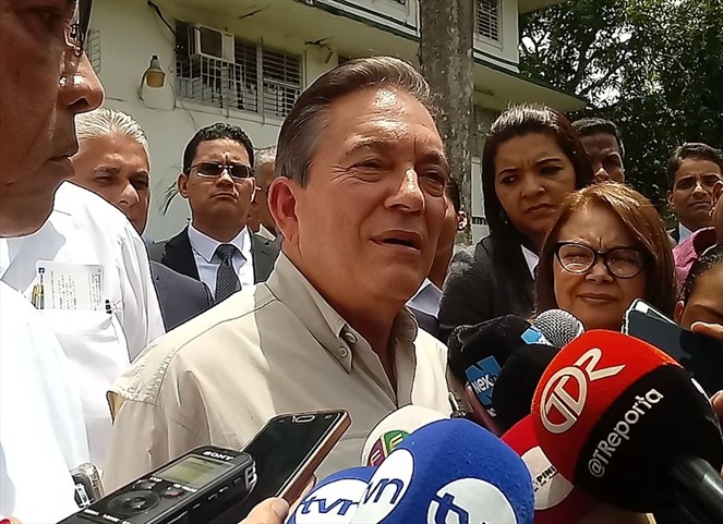 Noticia Radio Panamá | Presidente electo encabeza reunión de transición en el MIDA