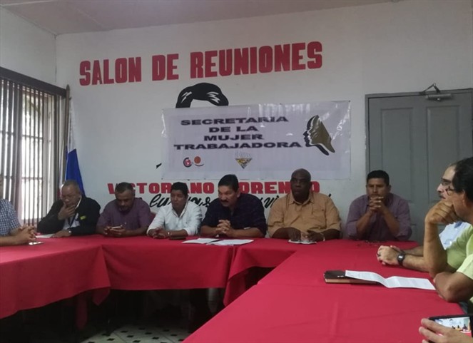 Noticia Radio Panamá | Libertad sindical es respetada a medias señala secretario general de CONUSI