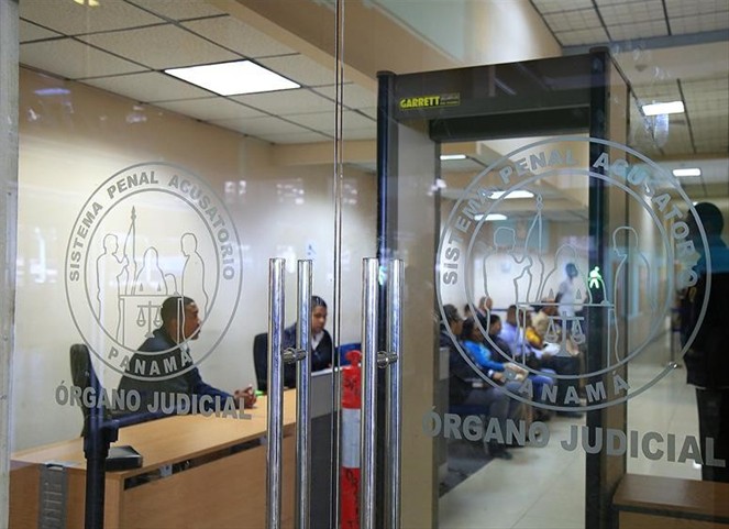 Noticia Radio Panamá | Retoman juicio oral a Expresidente