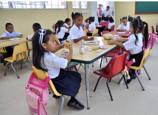 Noticia Radio Panamá | Proponen proyecto de ley para mejorar la educación pública