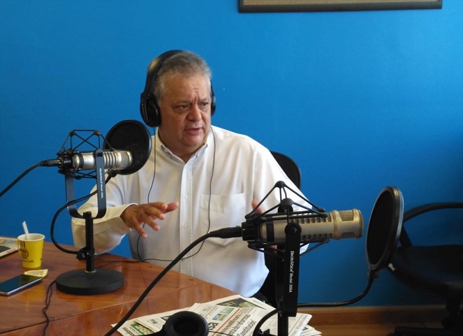 Noticia Radio Panamá | El problema de Panamá no son los migrantes, es la institucionalidad; Carlos Salazar