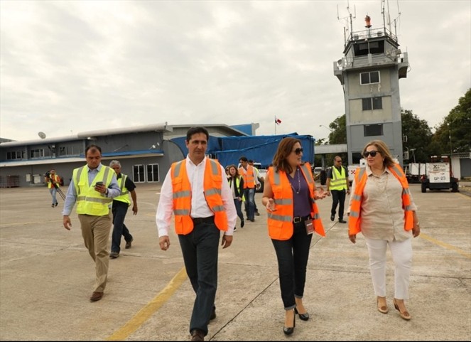 Noticia Radio Panamá | Gerente de Tocumen, S.A. visita Aeropuerto Internacional en David
