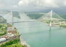 Noticia Radio Panamá | MOP prepara pliego para licitar 16.7 KM de carretera que unen Puente Atlántico con el Fuerte San Lorenzo