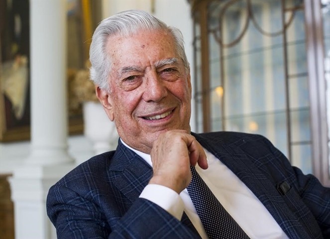Noticia Radio Panamá | Novela «Tiempos Recios» de Mario Vargas Llosa estará disponible en octubre