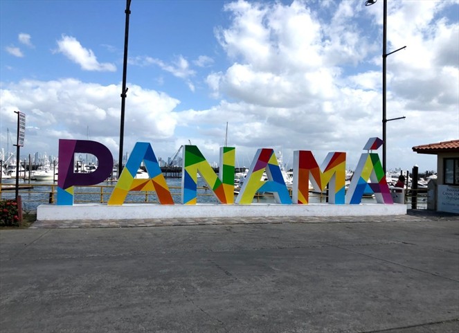 Noticia Radio Panamá | Más de 35 mil trayectos se quedaron en Panamá por el StopOver