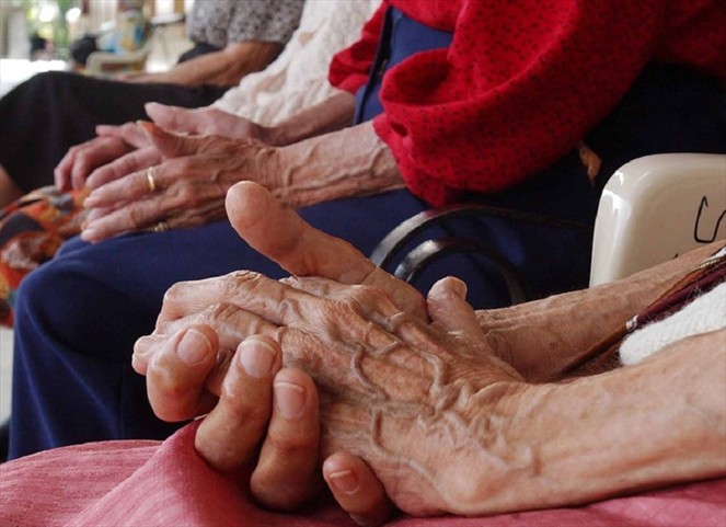 Noticia Radio Panamá | Podrían venir sanciones para quienes maltraten a adultos mayores