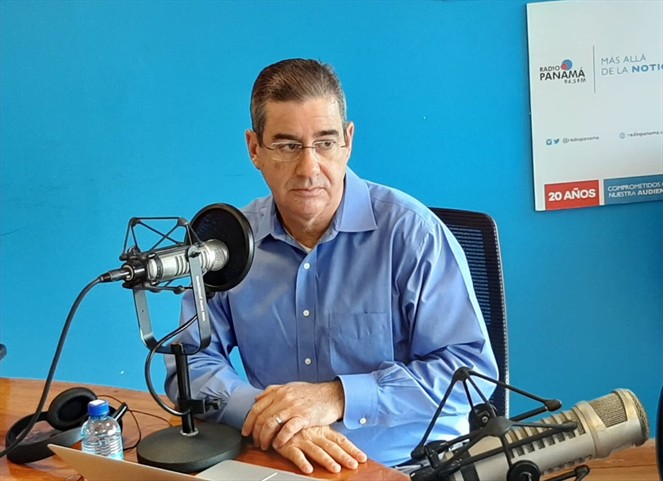 Noticia Radio Panamá | Exportaciones de China cayeron 17%; Domingo Latorraca