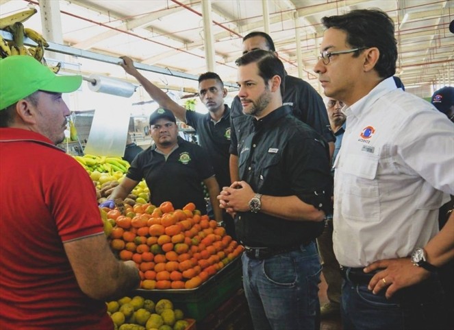 Noticia Radio Panamá | Ministro de Comercio y director de Acodeco advierten de sanciones ante especulación de precios