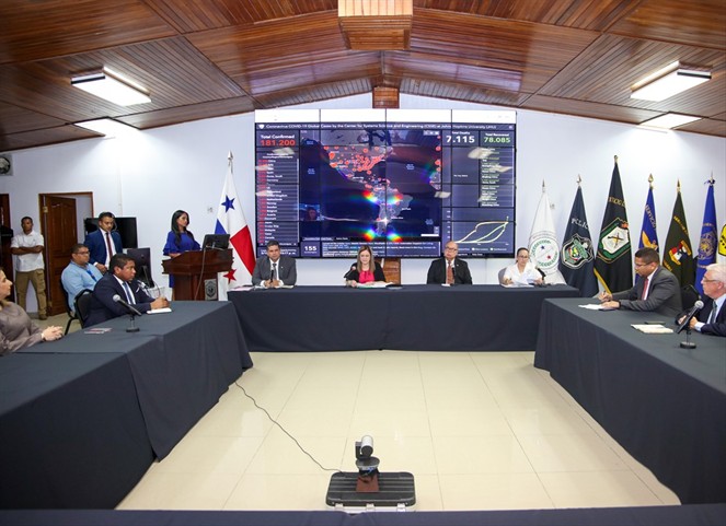Noticia Radio Panamá | Más de 240 personas se han atendido por sistema virtual Rosa en 12 horas