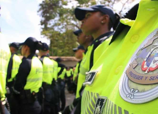 Noticia Radio Panamá | Policía Nacional controla intento de fuga en La Joya