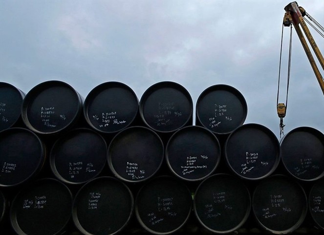 Noticia Radio Panamá | La sobreoferta de petróleo empezó a estresar al mercado, no hubo reducción de producción