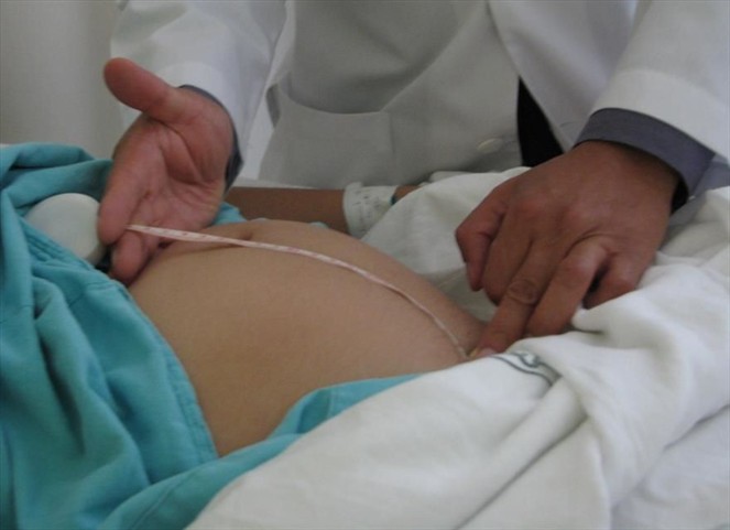 Noticia Radio Panamá | Autoridades de Salud brindan recomendaciones a embarazadas con COVID-19