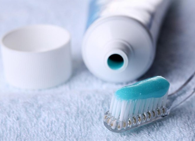 Noticia Radio Panamá | Manera de usar pasta de dental para limpiar