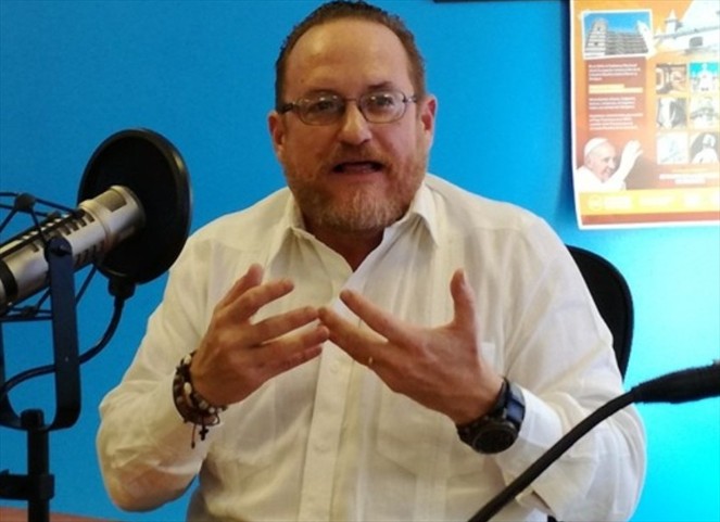 Noticia Radio Panamá | Linares: «De nada sirvió que recibieran a representantes de la OCDE»