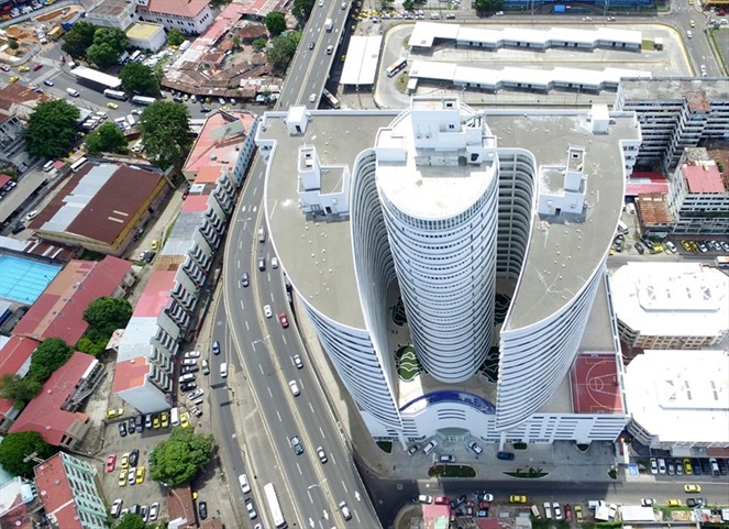 Noticia Radio Panamá | Presentan proyecto de ley para revisar construcción de estacionamientos en PH