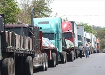 Noticia Radio Panamá | Restricción de camiones en Costa Rica puede generar desabastecimiento de alimentos y medicamentos en Panamá