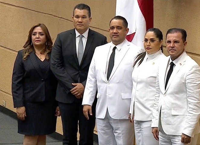 Noticia Radio Panamá | Diputados se preparan para elección de nueva Junta Directiva de la AN