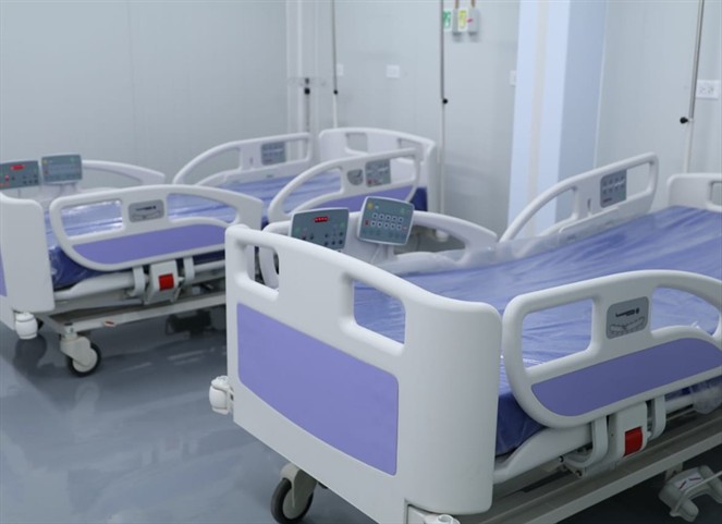 Noticia Radio Panamá | Primeros 4 pacientes son dados de alta del Hospital Modular tras su recuperación