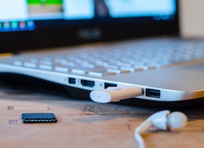 Noticia Radio Panamá | Expertos crean USB capaz de destruir malware en equipos infectados