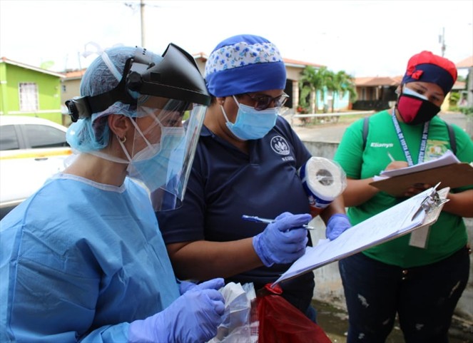 Noticia Radio Panamá | Realizan jornada masiva de hisopados en Vista Azul y El Tecal en Arraiján
